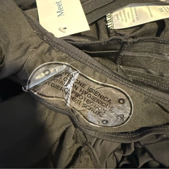 MEET CURVE New Black One Piece Swim Dress Mesh Straps Graceful Plus Size 3X - Picture 10 of 13